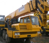 slewing mobile crane